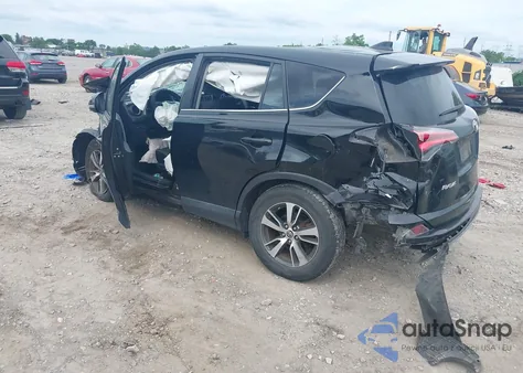 2018 Toyota Rav4 Xle from USA, damaged, VIN 2T3RFREV2JW705023